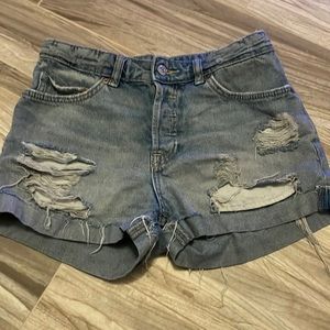 Blue boyfriend shorts ripped